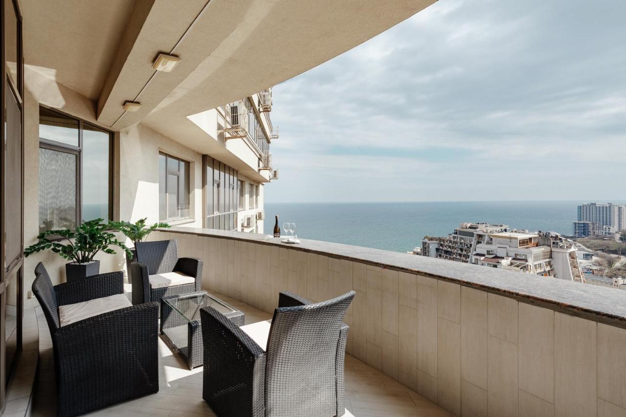 Prestige Plaza Apartments Odessa Exterior foto