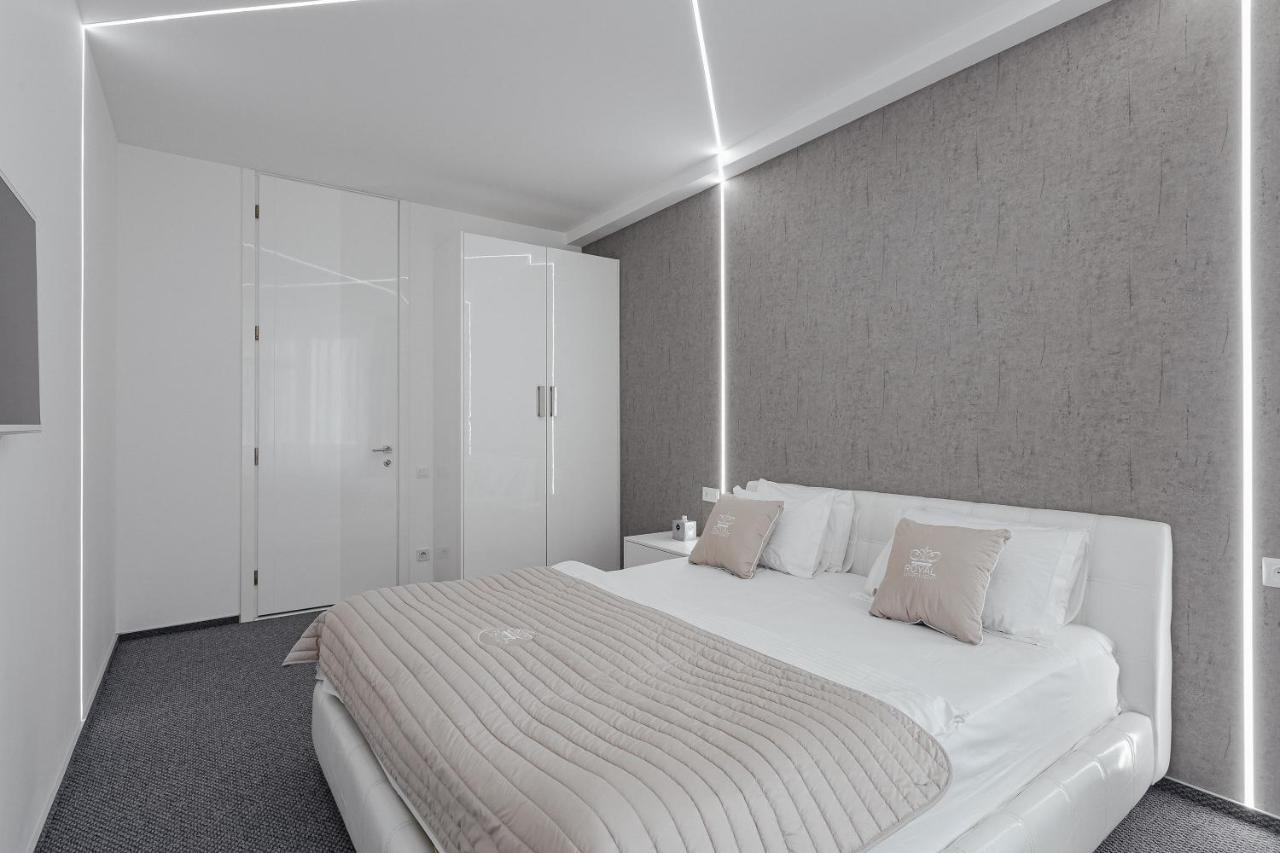 Prestige Plaza Apartments Odessa Exterior foto