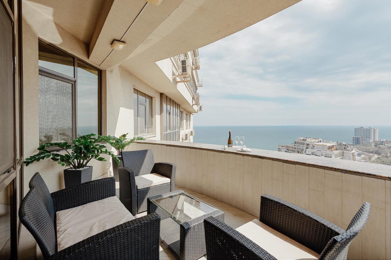 Prestige Plaza Apartments Odessa Exterior foto