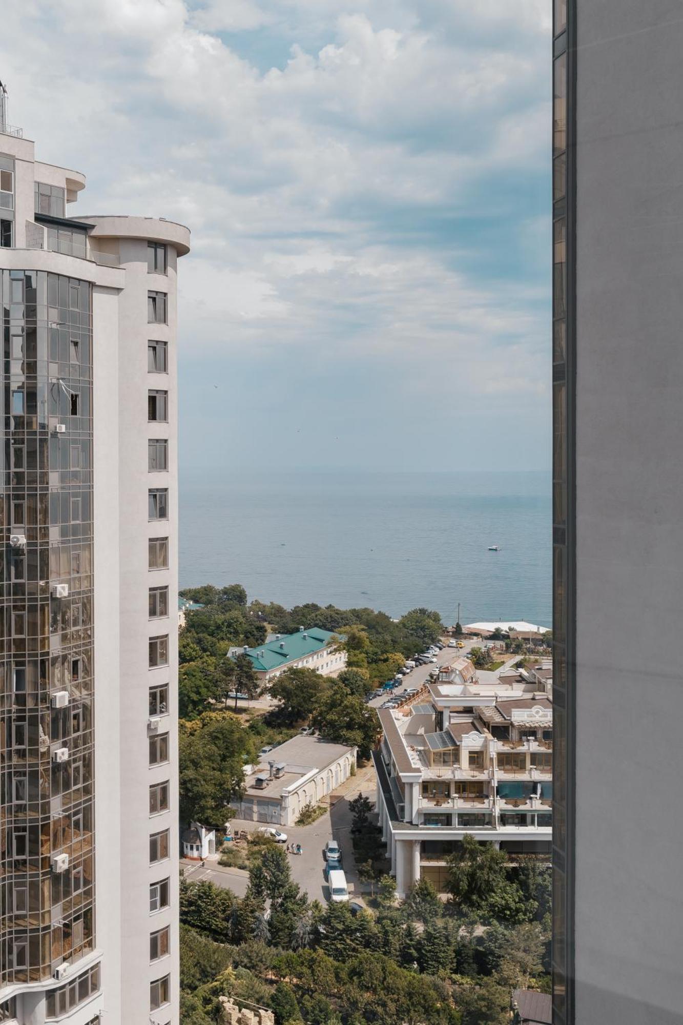 Prestige Plaza Apartments Odessa Exterior foto