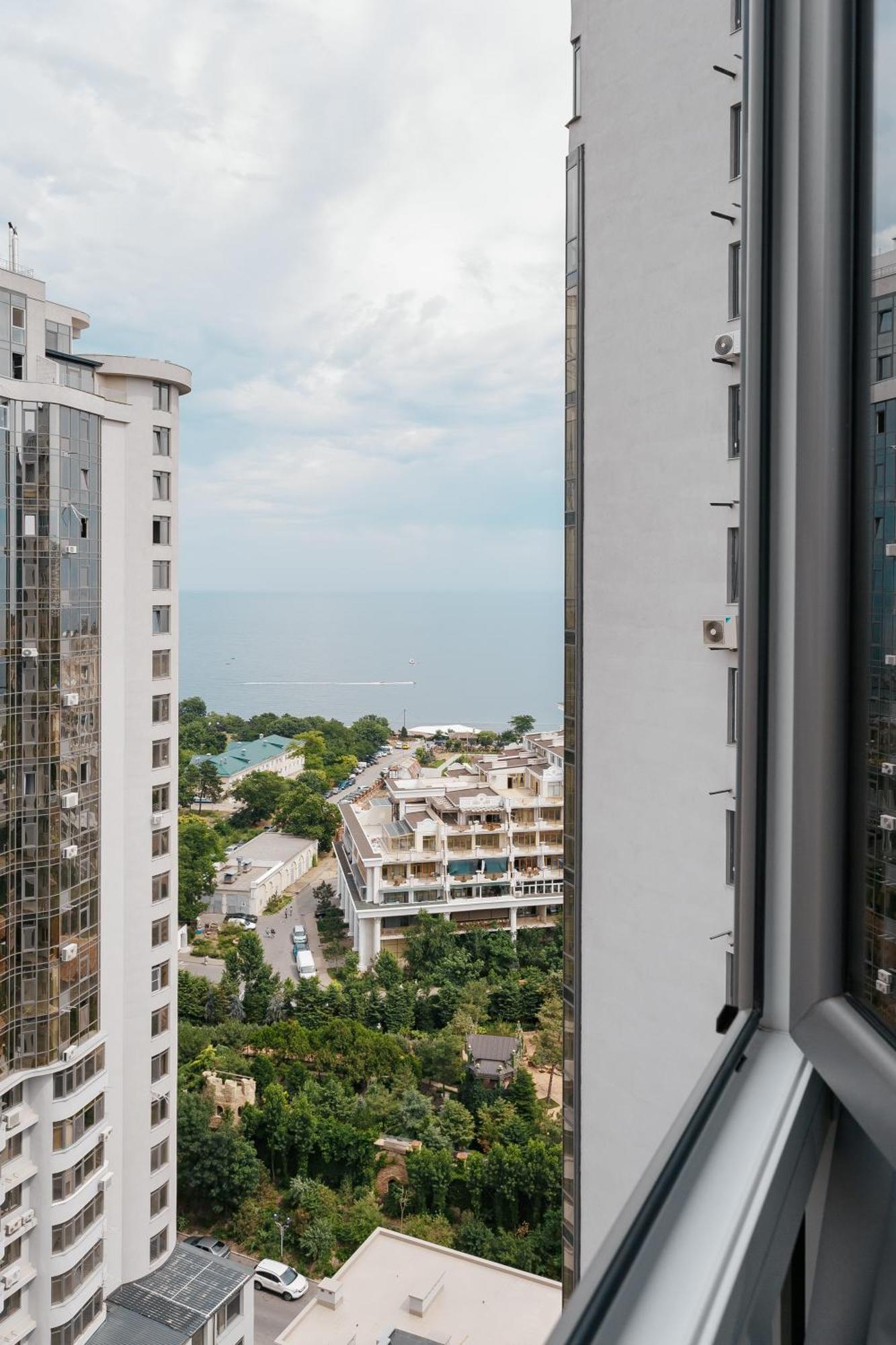 Prestige Plaza Apartments Odessa Exterior foto